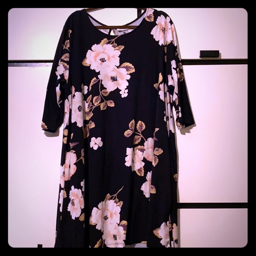 3/4 Sleeve Black Tunic/Dress